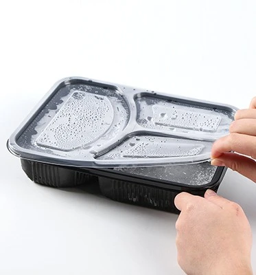 Các hộp đựng màu đen để chuẩn bị bữa ăn có an toàn không?