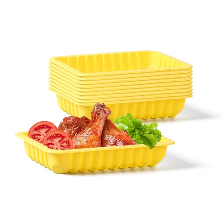 Lấy ra khay thức ăn